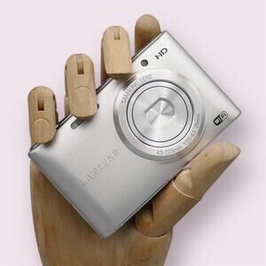 Samsung ST150F Digital Camera | 16.2MP | Silver